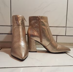 Gianni Bini Gold Metallic Block heel booties Size1